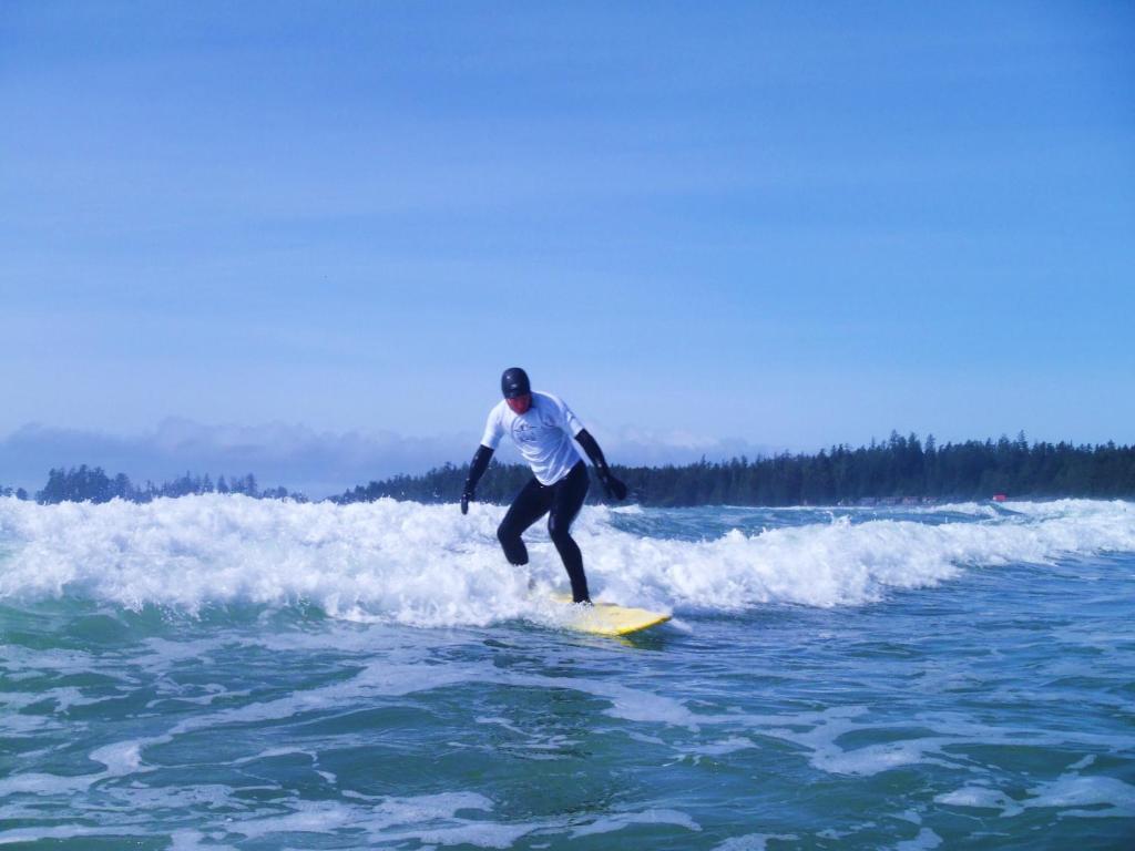 Surfs Inn Rainforest Cottages Ucluelet Room photo